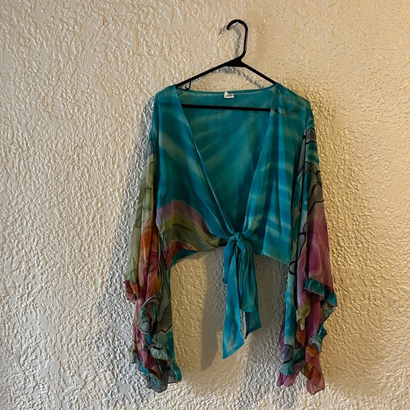 SILK Stevie Nicks Style Bell Sleeve Top - Picture 2 of 8